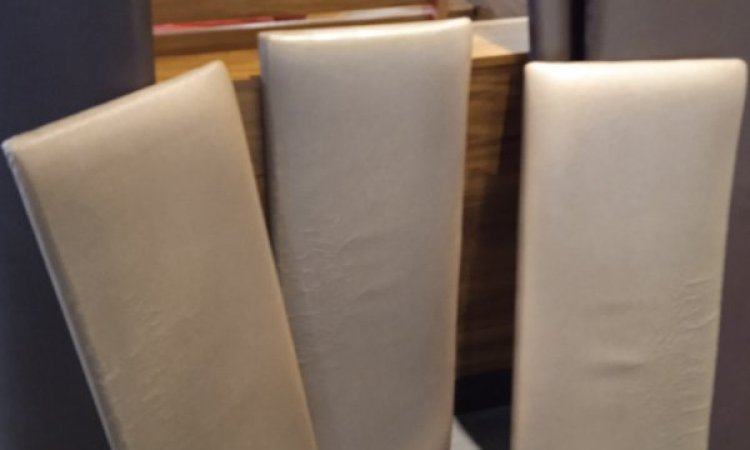 banquettes BK refait en simili marron marine 