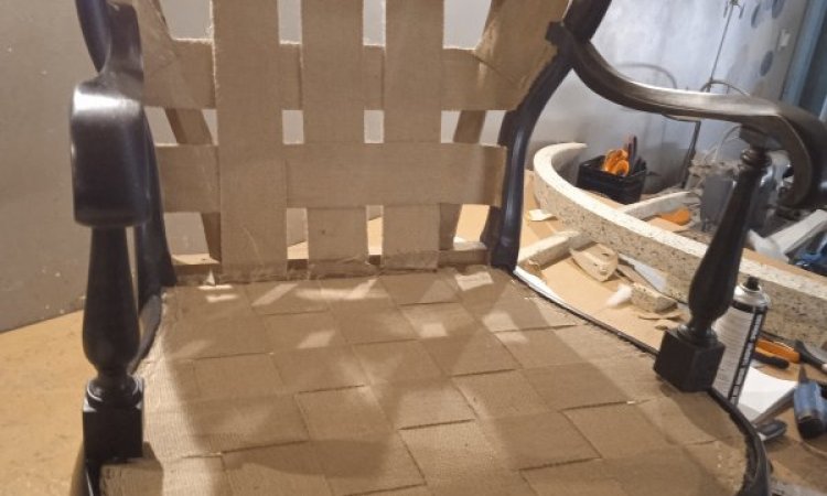 Réfection de fauteuil bergère à oreille Aix-en-Provence